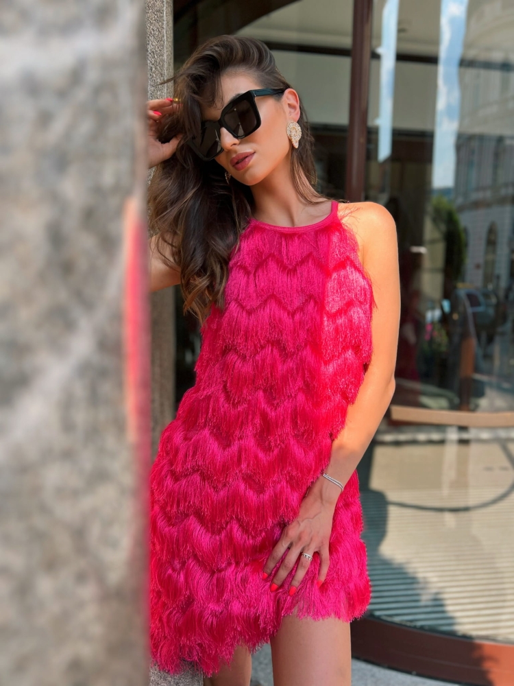 Różowa fuksjowa sukienka mini na ramiączka z frędzlami Fringe Short by Swing