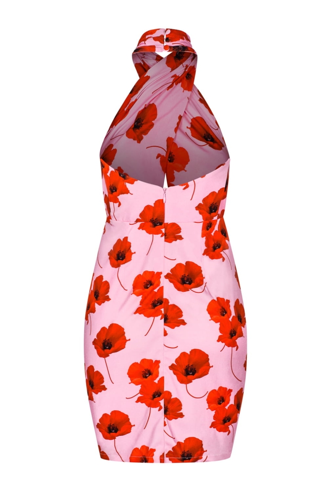 Seksowna letnia sukienka mini z odkrytymi plecami  i fantazyjnym dekoltem w czerwone kwiaty na różowym tle Isadora by Swing