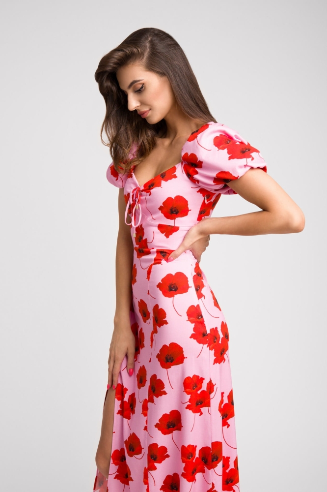 Letnia niebieska sukienka midi z rozporkiem w drobne kwiatki Besos by Swing