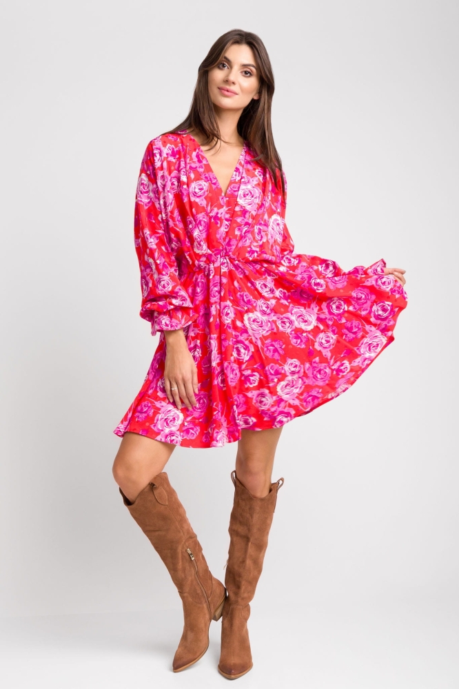 Jesienna sukienka przed kolano w kwiatowy wzór na czerwonym tle Belagio by Swing