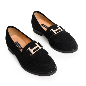 Black moccasins with decorative buckle grain leather (1) (1)