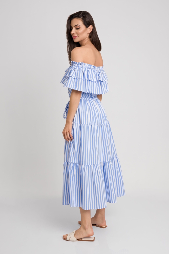 Niebieska sukienka midi hiszpanka w białe paski Poppi by Swing