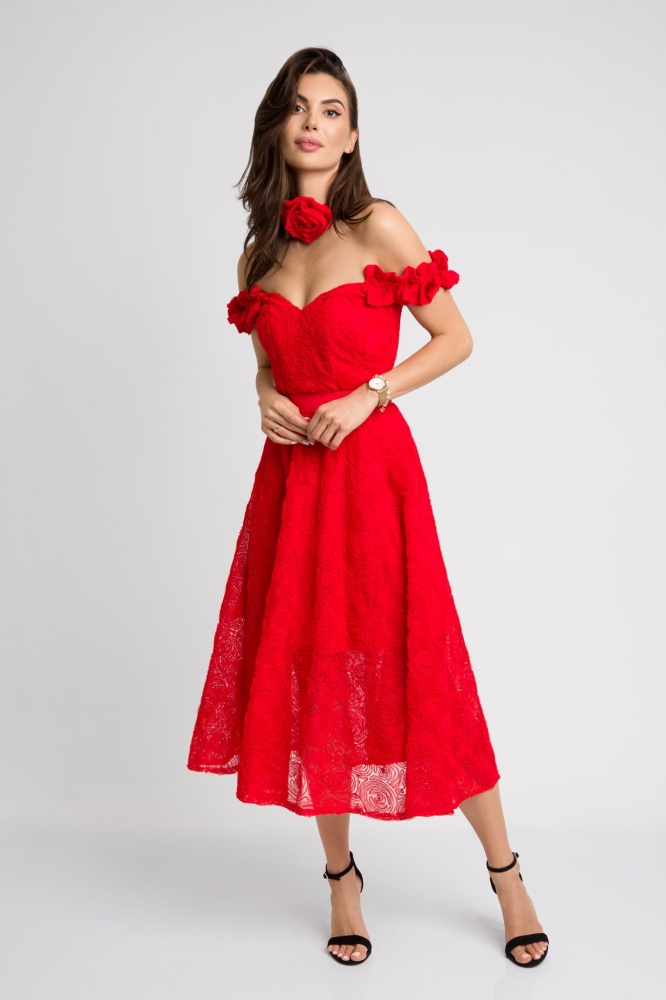 Czerwona tiulowa sukienka midi z ozdobnymi ramiączkami Orangina by Swing