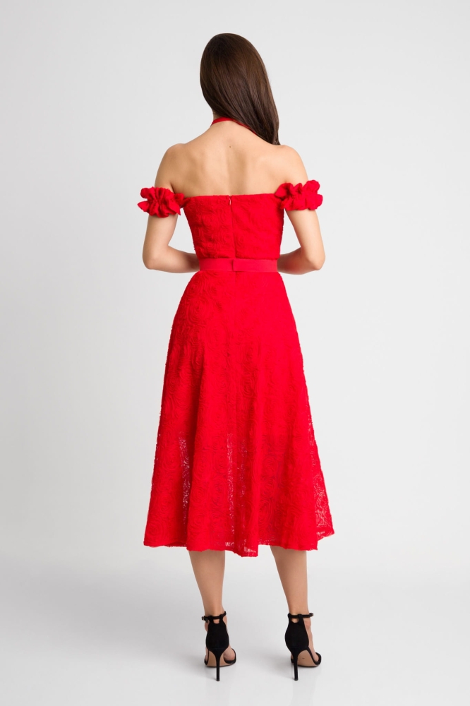 Czerwona tiulowa sukienka midi z ozdobnymi ramiączkami Orangina by Swing