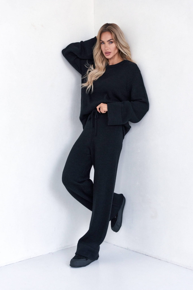 Czarny dzianinowy komplet dresowy szerokie spodnie + bluza oversize Mood one size