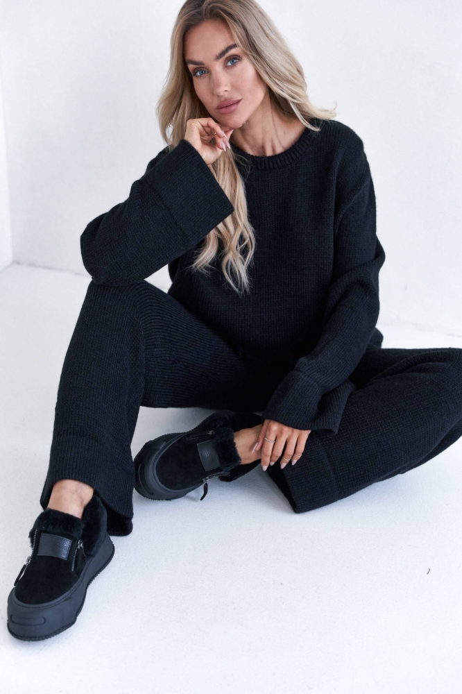 Czarny dzianinowy komplet dresowy szerokie spodnie + bluza oversize Mood one size