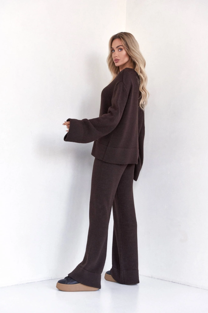Czekoladowy dzianinowy komplet dresowy szerokie spodnie + bluza oversize Mood one size