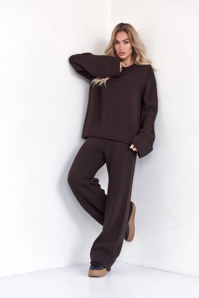 Czekoladowy dzianinowy komplet dresowy szerokie spodnie + bluza oversize Mood one size