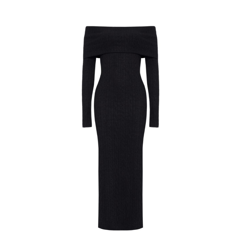 Czarna długa dzianinowa sukienka z hiszpańskim dekoltem i rozporkiem Tori by Swing