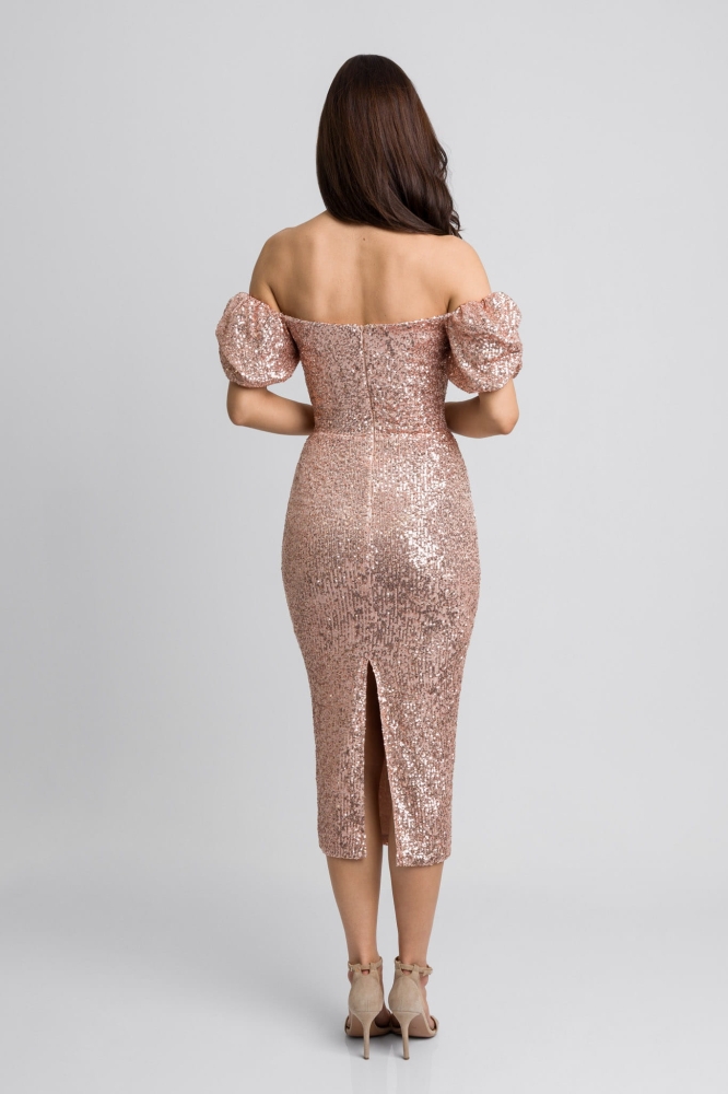Złota cekinowa sukienka midi z hiszpańskim dekoltem Kimmy by Swing