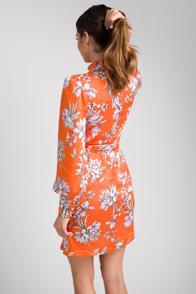 Pomarańczowa sukienka w kwiaty z mankietem i stójką swing sabrina