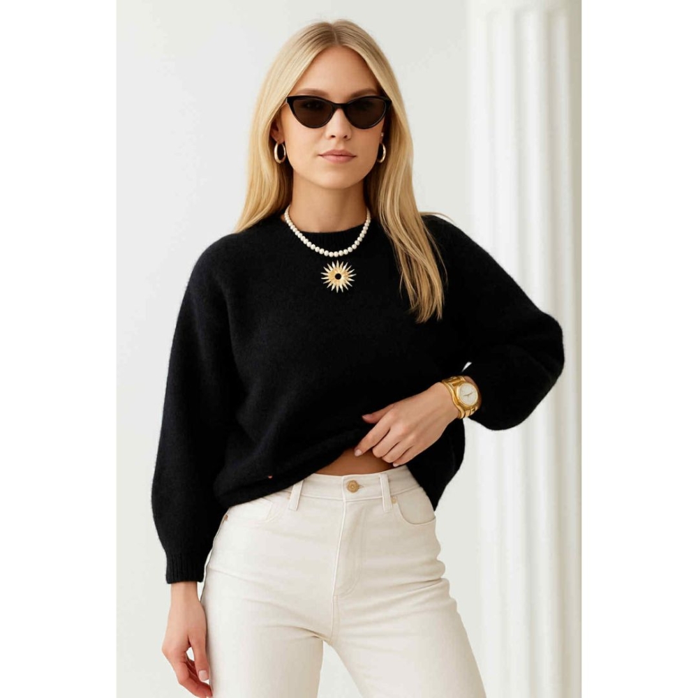 Czarny dzianinowy wełniany sweter z okrągłym dekoltem Cosy