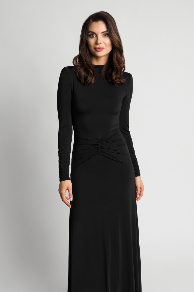 Efektowana dopasowana sukienka z golfem z marszczeniem w talii Anabel by Swing