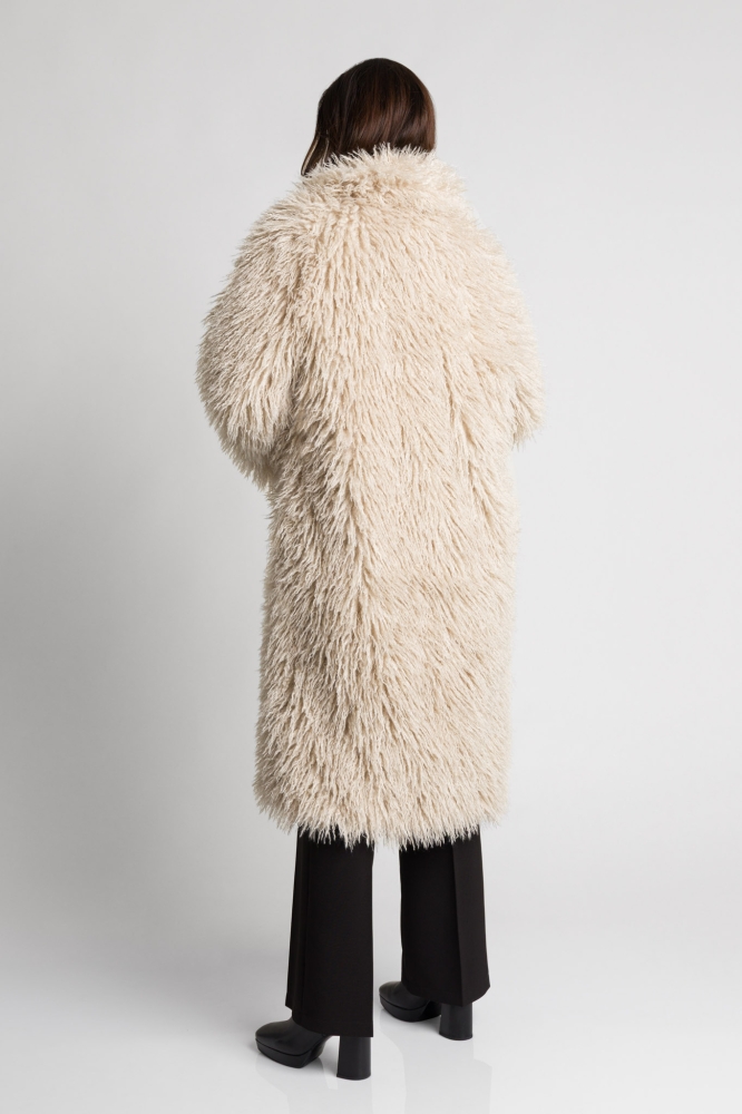 Długie beżowe futro ala lama do samej ziemi bardzo stylowe futerko ciepłe idealne w góry