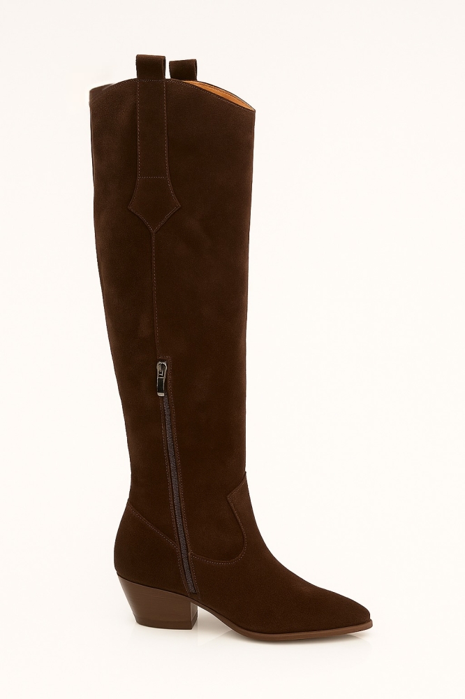 Brązowe zamszowe skórzane kozaki kowbojki przed kolano kowbojki zamsz w kolorze ciemny brąz skóra naturalna