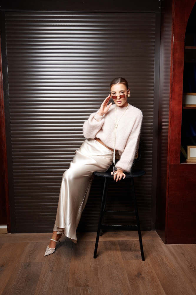 Spódnica maxi w szampańskim kolorze z wiskozy cupro Aline by Swing