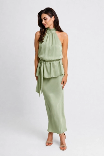 Pistacjowy elegancki komplet spódnica + bluzka z baskinką Zaja by Swing Fashion (1)