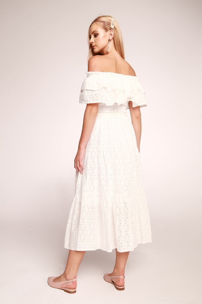 Biała haftowana sukienka hiszpanka maxi POPPI Swing 