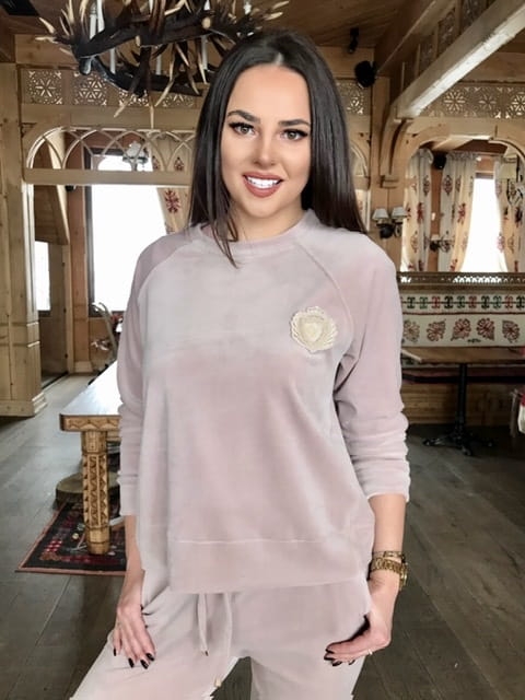 WELUROWY DRES W KOLORZE PUDROWEGO RÓŻU