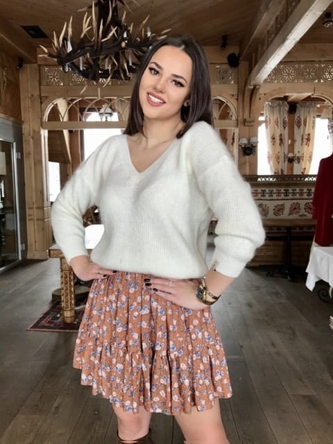 Rozkloszowana spódniczka w kwiatowy print Tetris