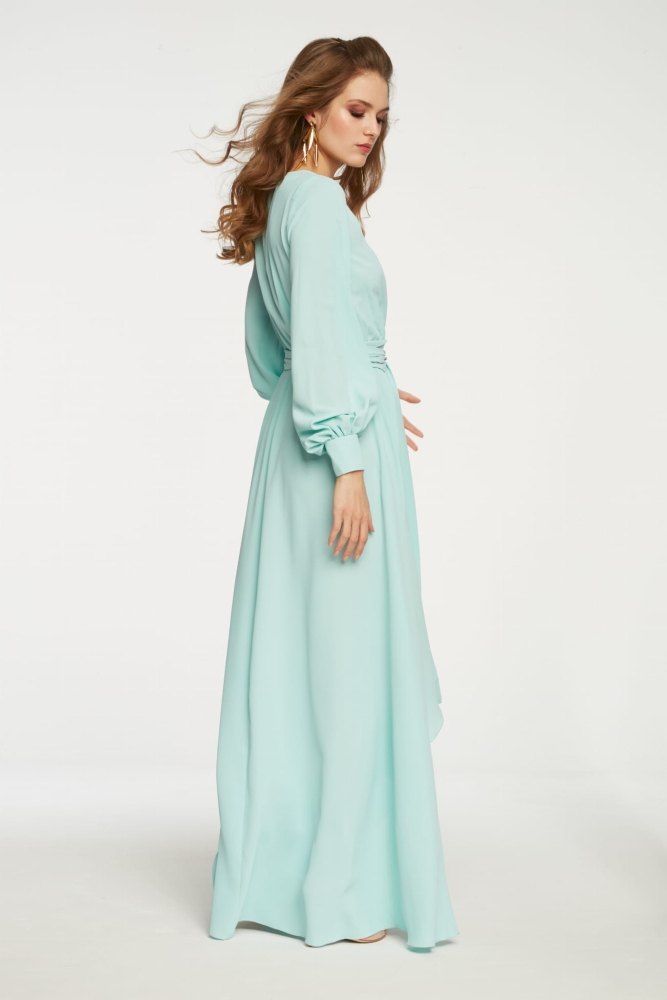 Błękitna długa sukienka z krótszym przodem Irmina BlueSwing