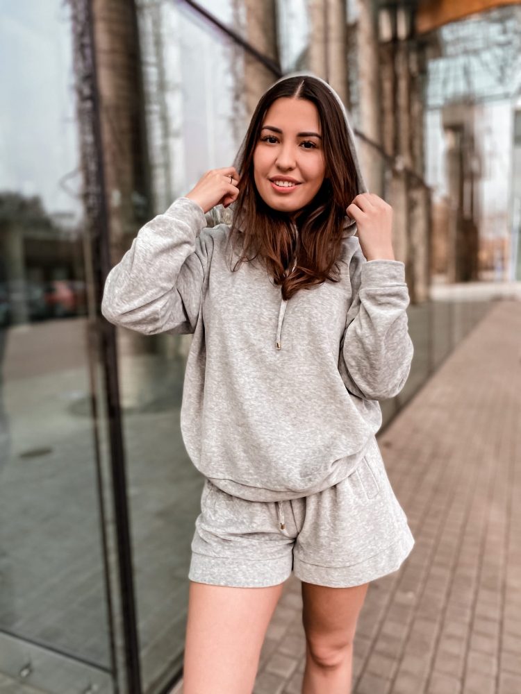 Trzyczęściowy welurowy dres z kapturem w kolorze szarym Fallon by Swing