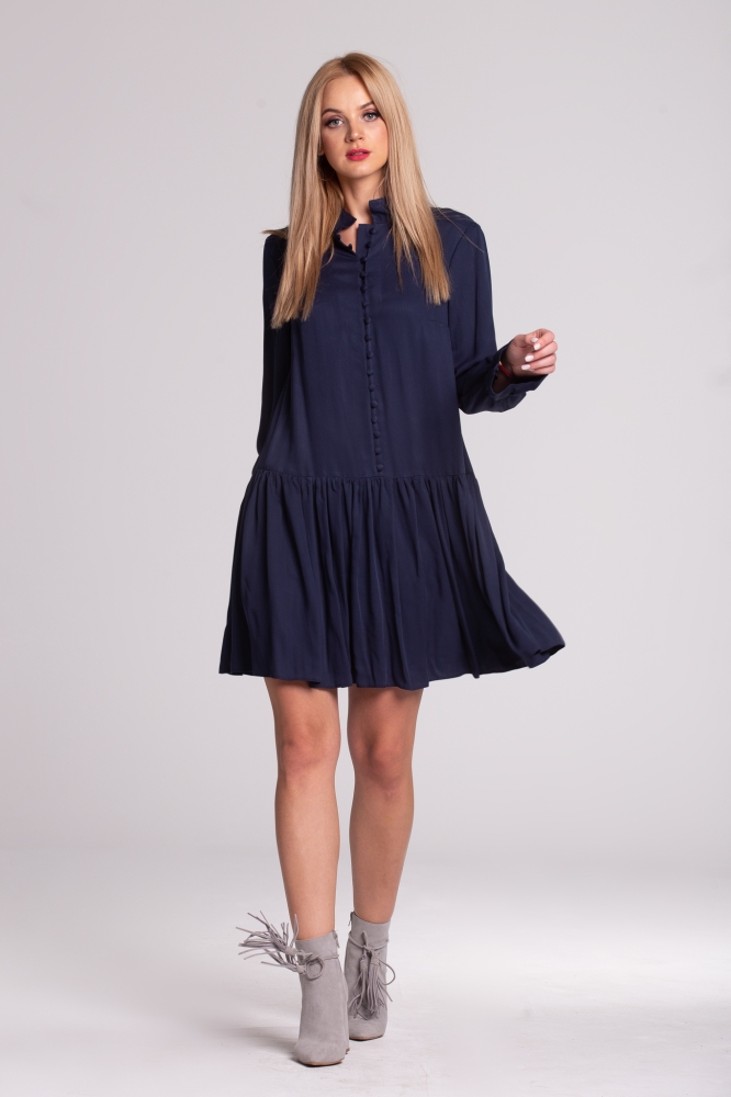 Granatowa rozpinana sukienka o luźnym kroju Mirrage