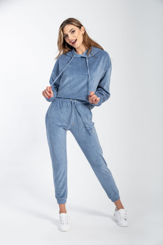 Trzyczęściowy welurowy dres z kapturem w kolorze jeansu Fallon by Swing