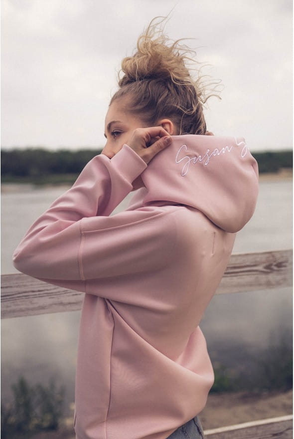 Pudrowa bluza z obszernym kapturem HOODIE PINK by Susan Sport
