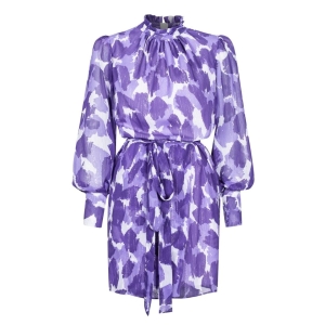 Sukienka mini z długim rękawem w fioletowy wzór  Sabrina by Swing