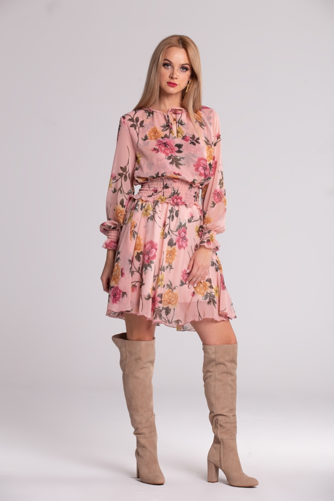 LEKKO ROZKLOSZOWANA WZORZYSTA SUKIENKA W KWIATY SENIORITA SWING 