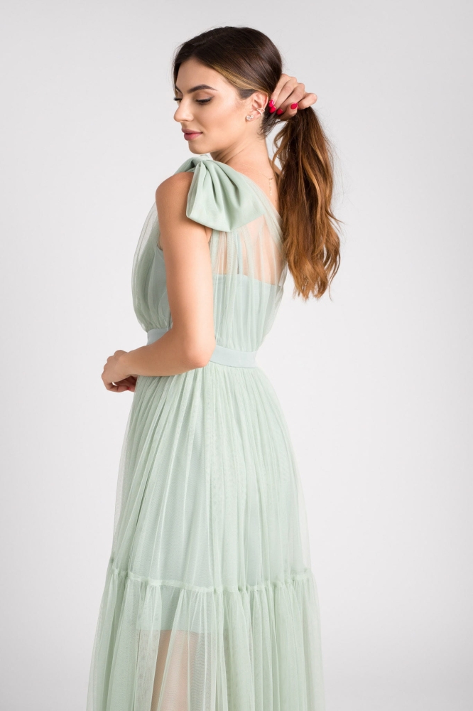Zjawiskowa tiulowa długa maxi sukienka wieczorowa na jedno ramię w kolorze miętowym Ingrid by Swing