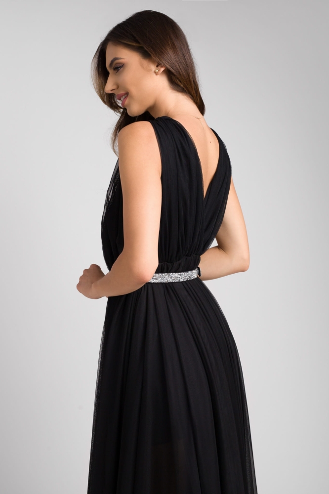 Długa tiulowa zjawiskowa sukienka maxi z głębokim dekoltem w kolorze czarnym Flora Swing