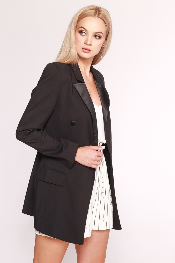 Czarna smokingowa marynarka z satynowymi klapami Gentel Swing