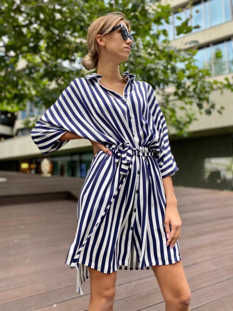 BIAŁO GRANATOWA SUKIENKA OVERSIZE W PASKI BARI