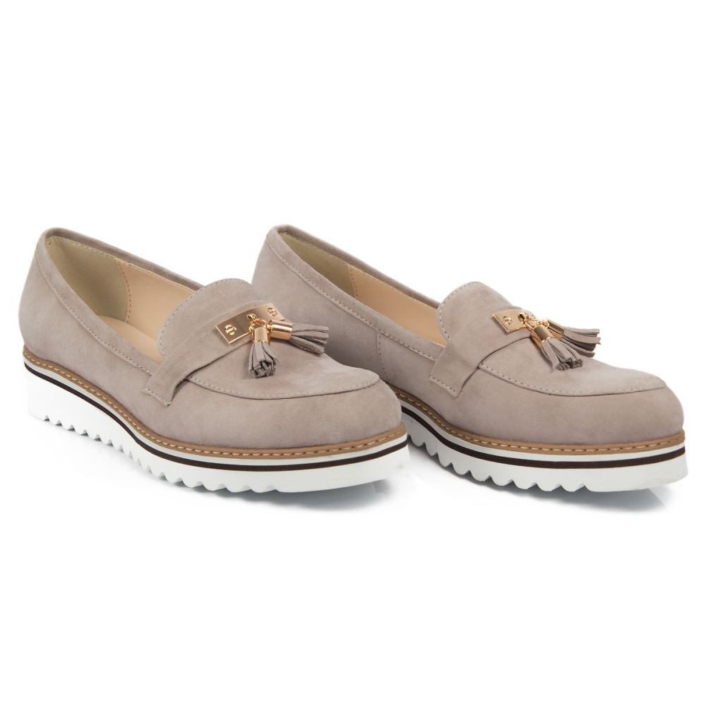 Beżowe zamszowe mokasyny Alexio Giorgio