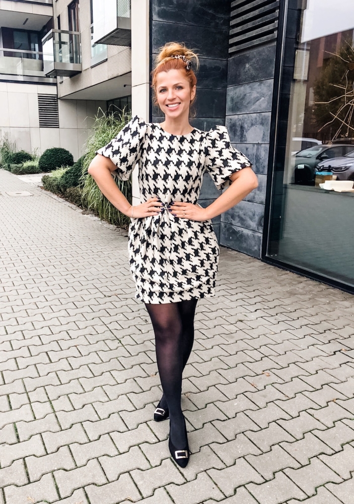 Tweedowa sukienka mini z pepitkę Izabella Swing 