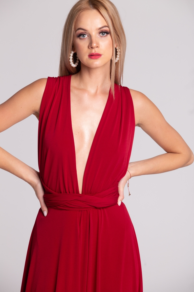 Długa bordowa sukienka z rozporkiem Omena